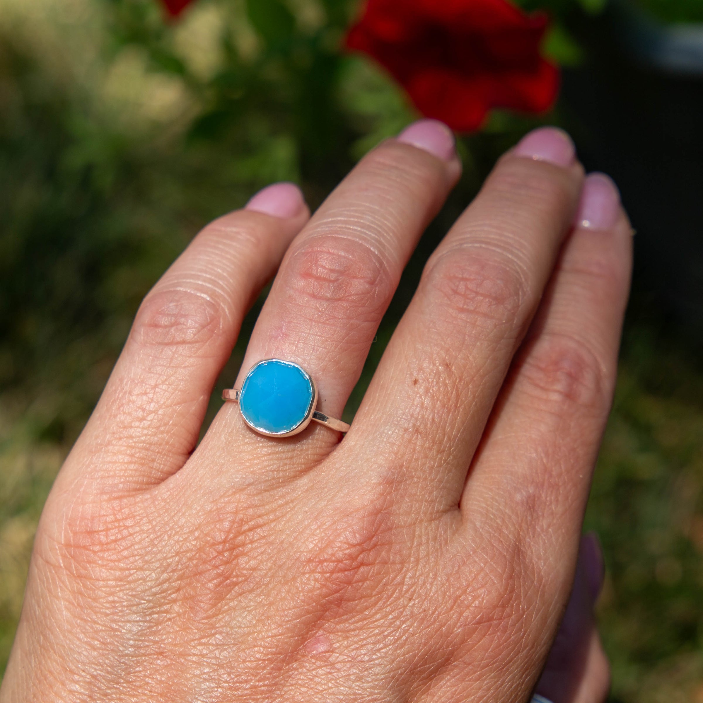 6.5 Electric Blue Chalcedony Sterling Silver Stacker Ring (Size 6.5)