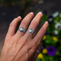 7 Stamped Circle Concho Sterling Silver Stacking Ring (Size 7)