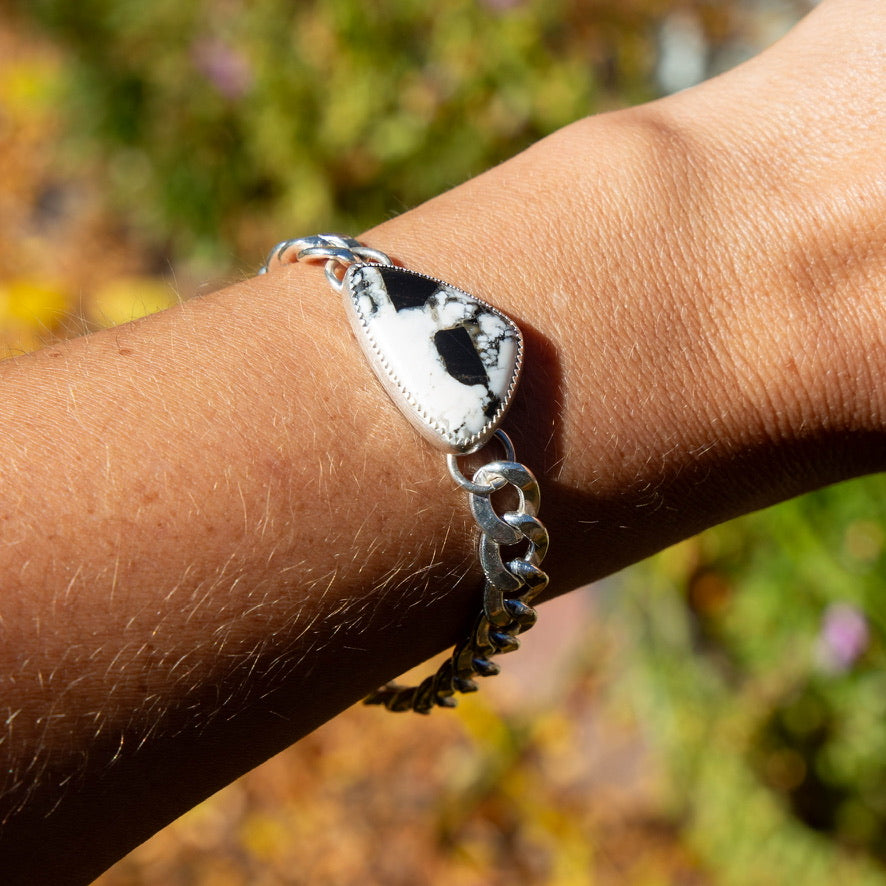 Southwest Mob Wife Chunky Mini Sterling Silver Bracelet with White Buffalo Turquoise - 7.25"