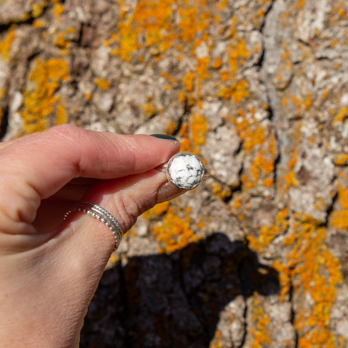 6.75 White Buffalo Turquoise Sterling Silver Stacking Ring (Size 6.75)