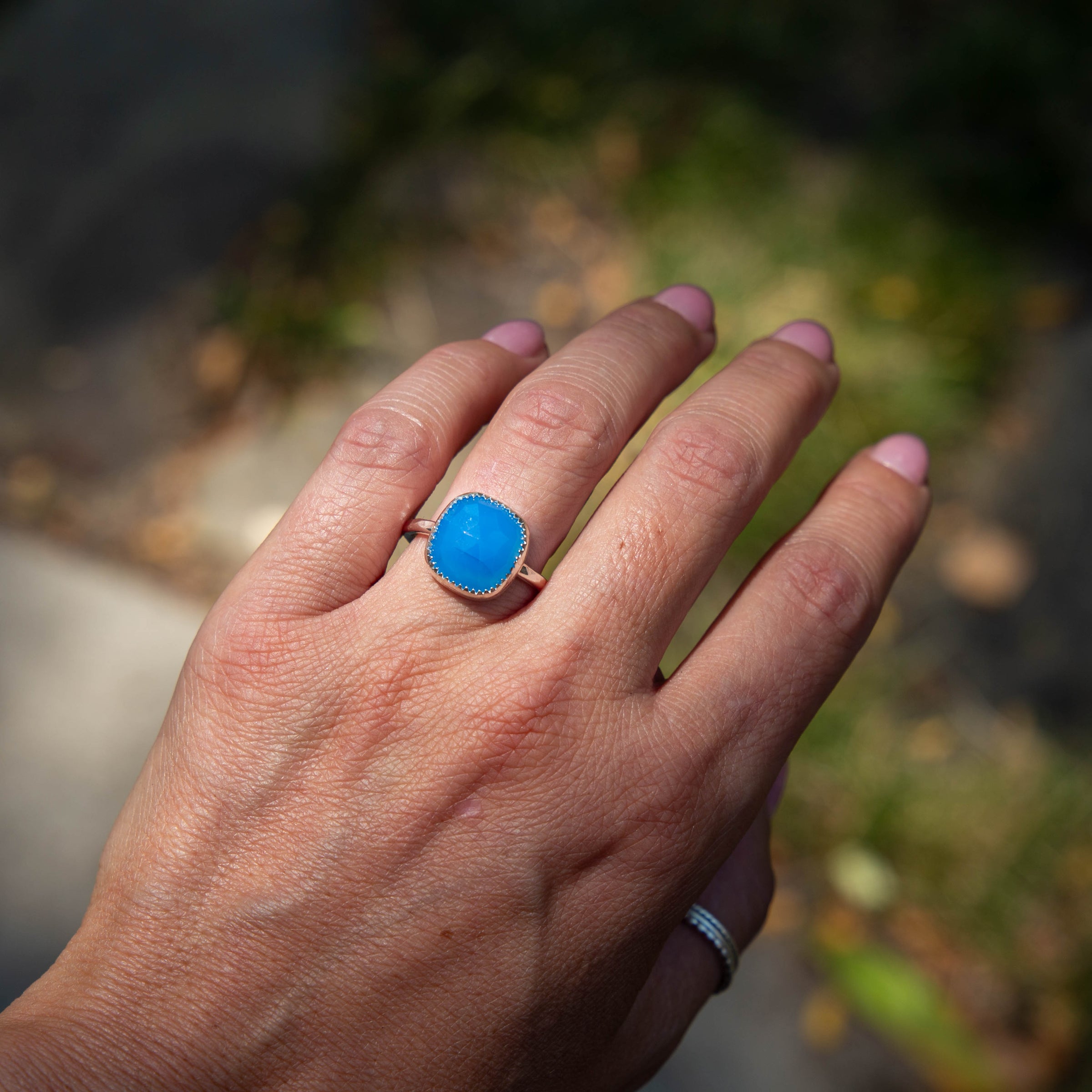 8.5 Electric Blue Chalcedony Sterling Silver Stacker Ring (Size 8.5)