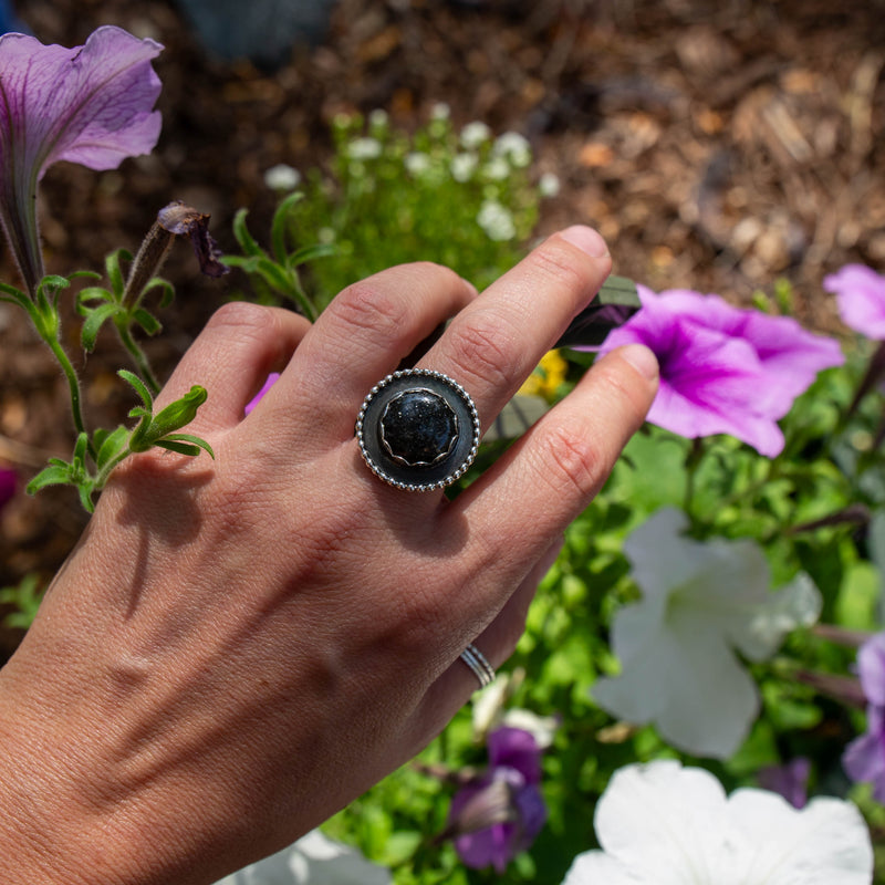 7.25 Midnight Quartz Sterling Silver Circle Ring (Size 7.25)
