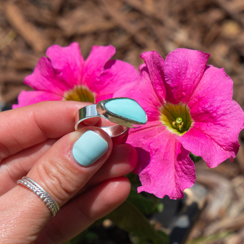 8.5 Royston Turquoise Horizontal Triangle Sterling Silver Ring (Size 8.5)