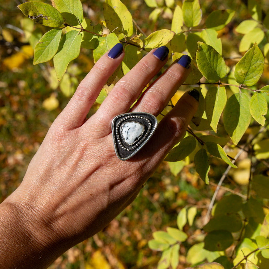 7.5 White Buffalo Turquoise Sterling Silver Statement Ring (Size 7.5)