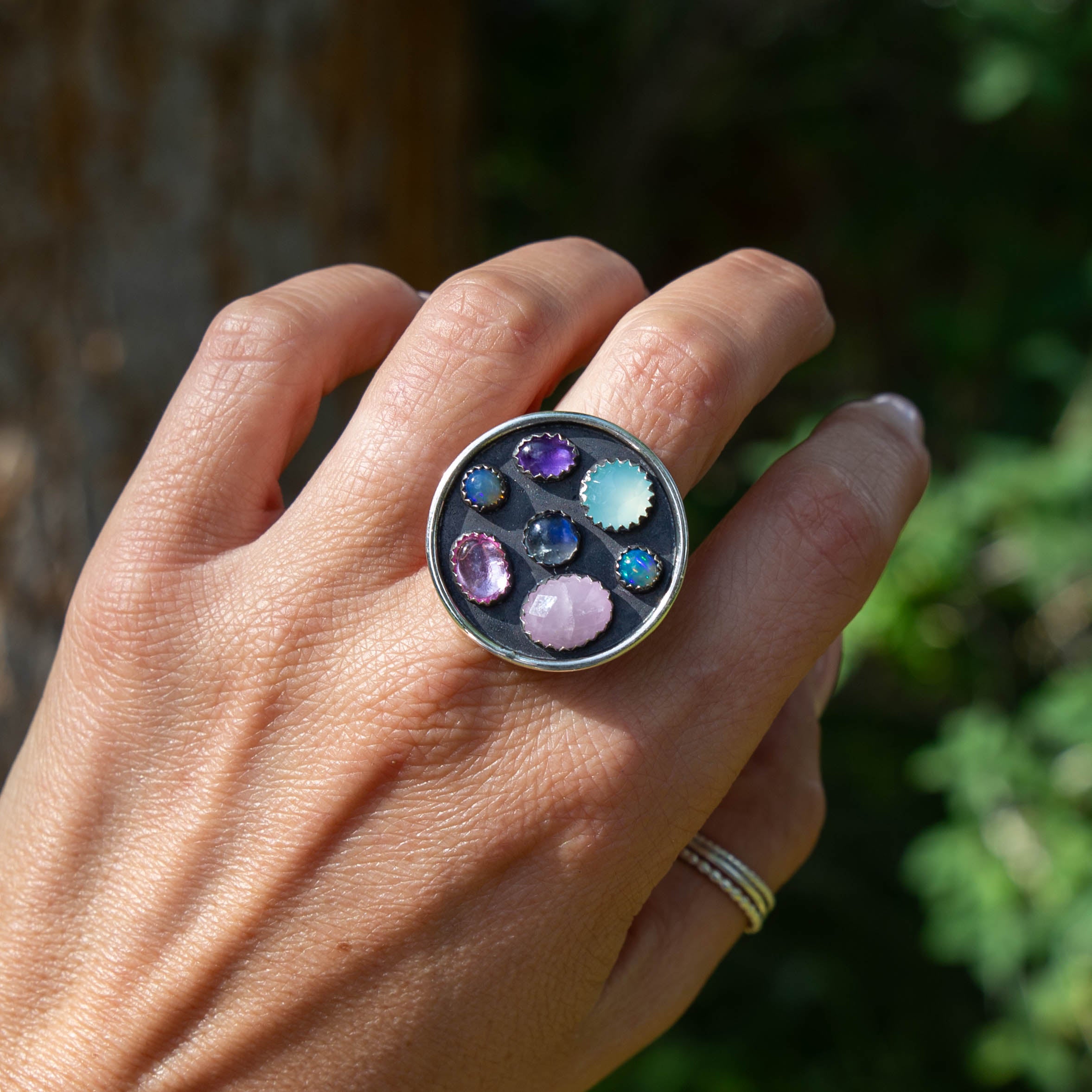 6.5 Kunzite, Opal, Amethyst, Sapphire & Moonstone Multi-Stone Circle Sterling Silver Cluster Statement Ring (Size 6.5)