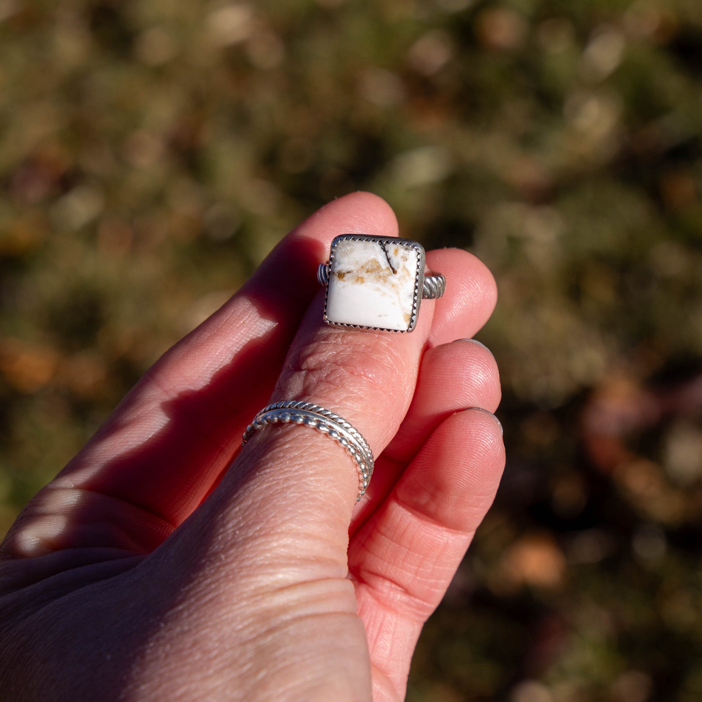 7.25 White Buffalo Turquoise Sterling Silver Ring (Size 7.25)