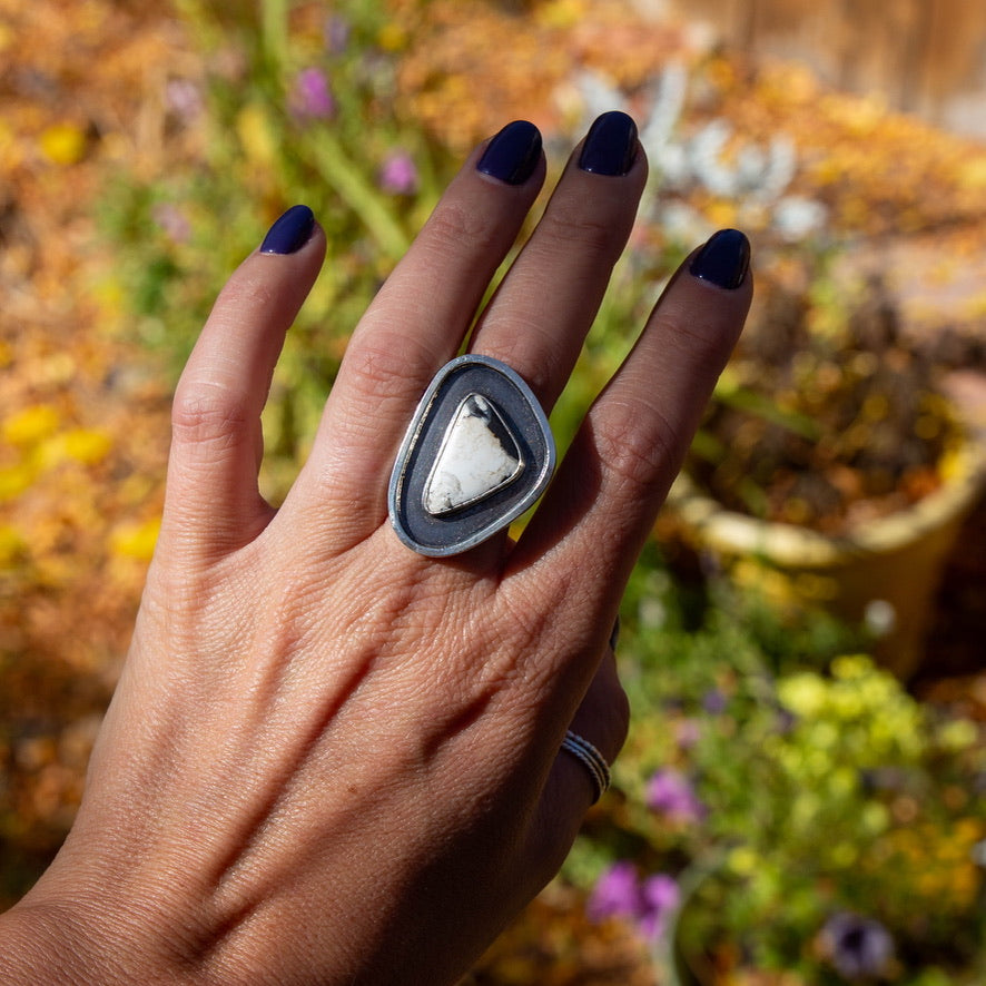 7.5 White Buffalo Turquoise Sterling Silver Statement Ring (Size 7.5)