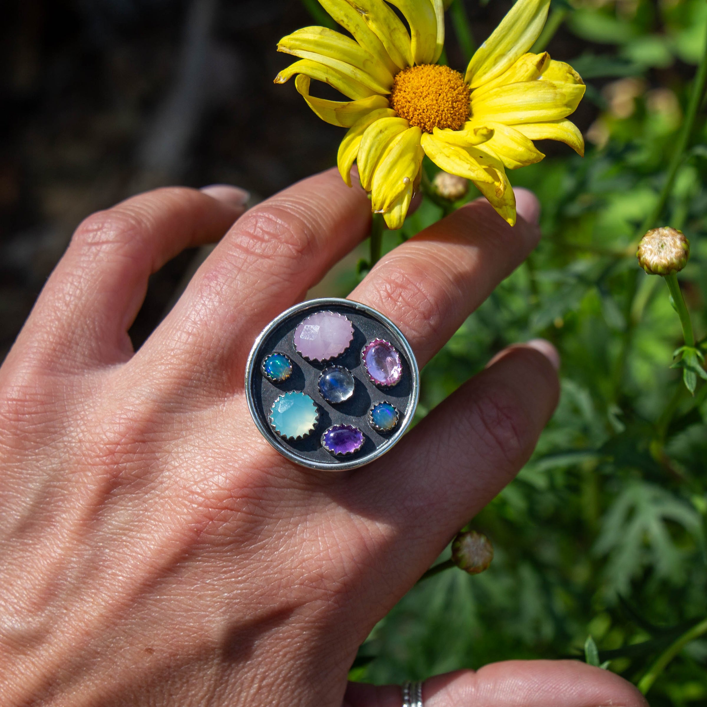 6.5 Kunzite, Opal, Amethyst, Sapphire & Moonstone Multi-Stone Circle Sterling Silver Cluster Statement Ring (Size 6.5)