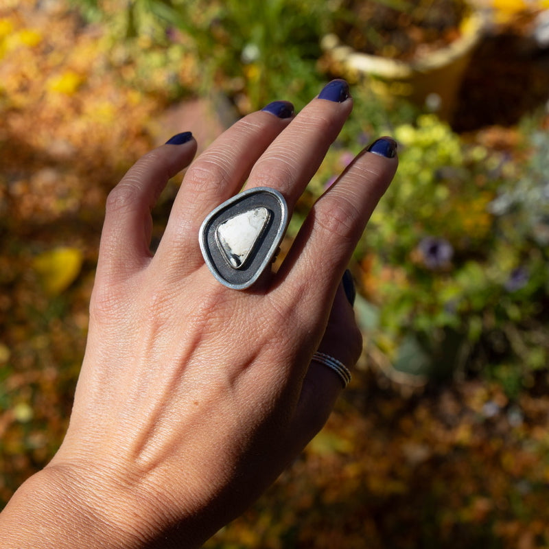 7.5 White Buffalo Turquoise Sterling Silver Statement Ring (Size 7.5)