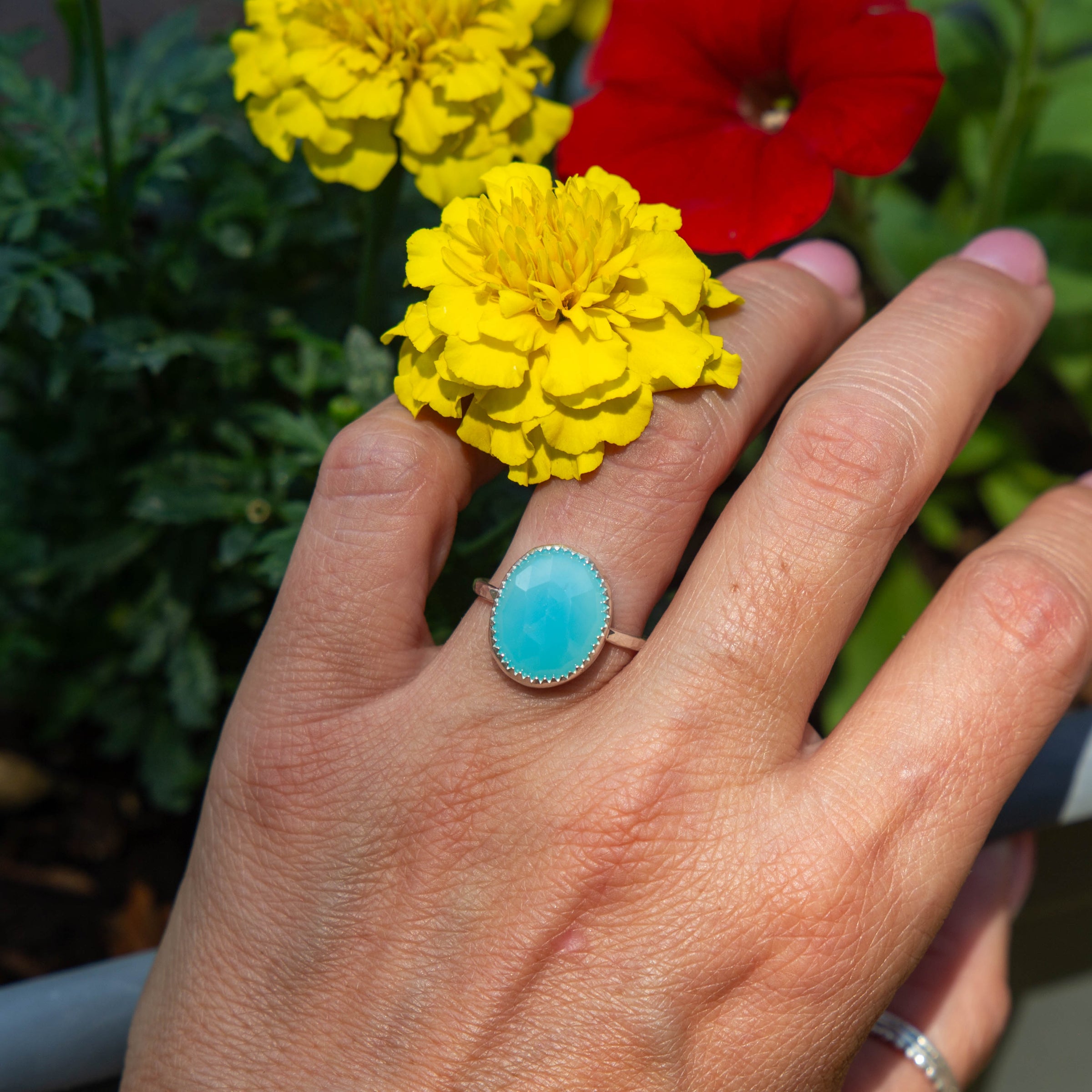 7 Light Blue Chalcedony Sterling Silver Stacker Ring (Size 7)