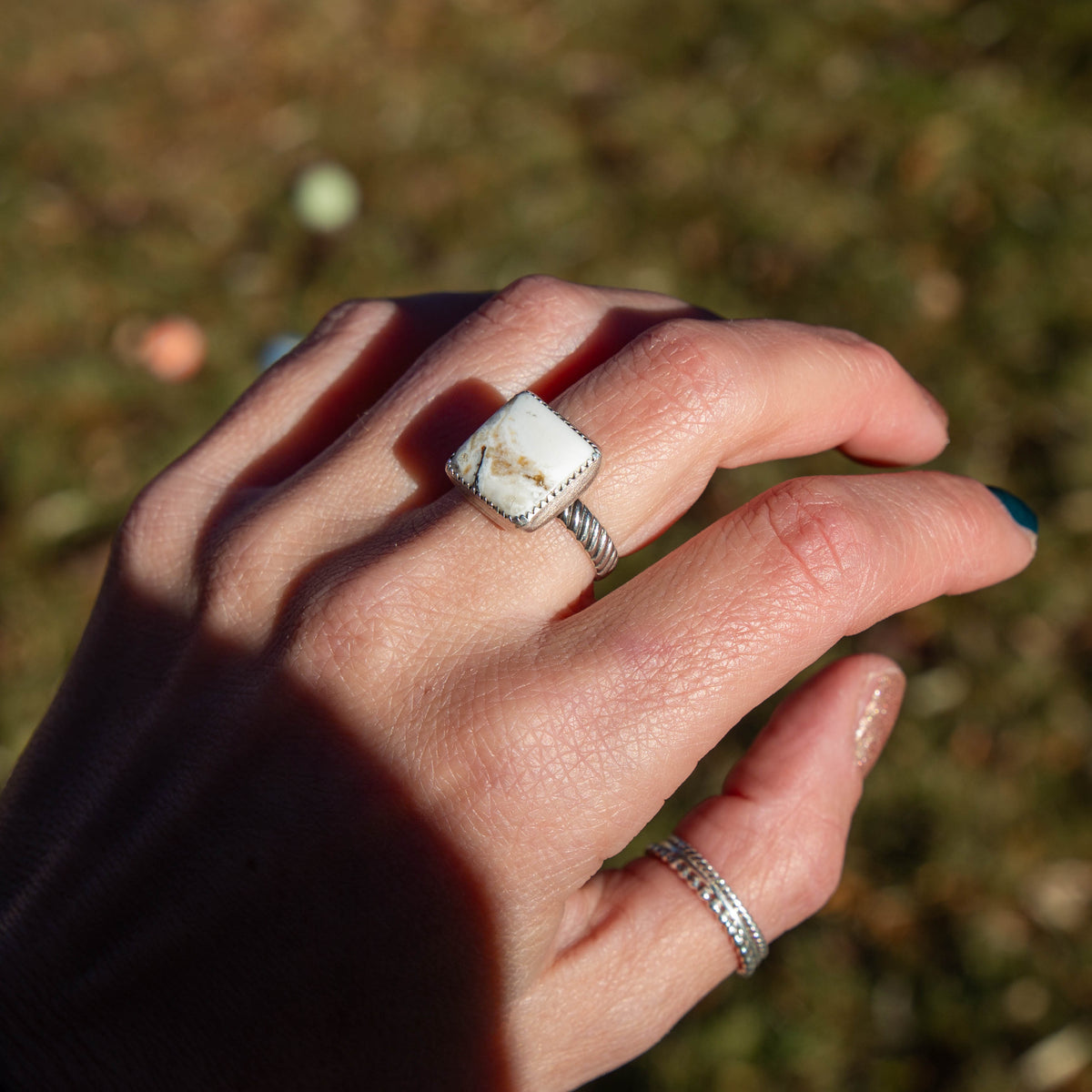 7.25 White Buffalo Turquoise Sterling Silver Ring (Size 7.25)