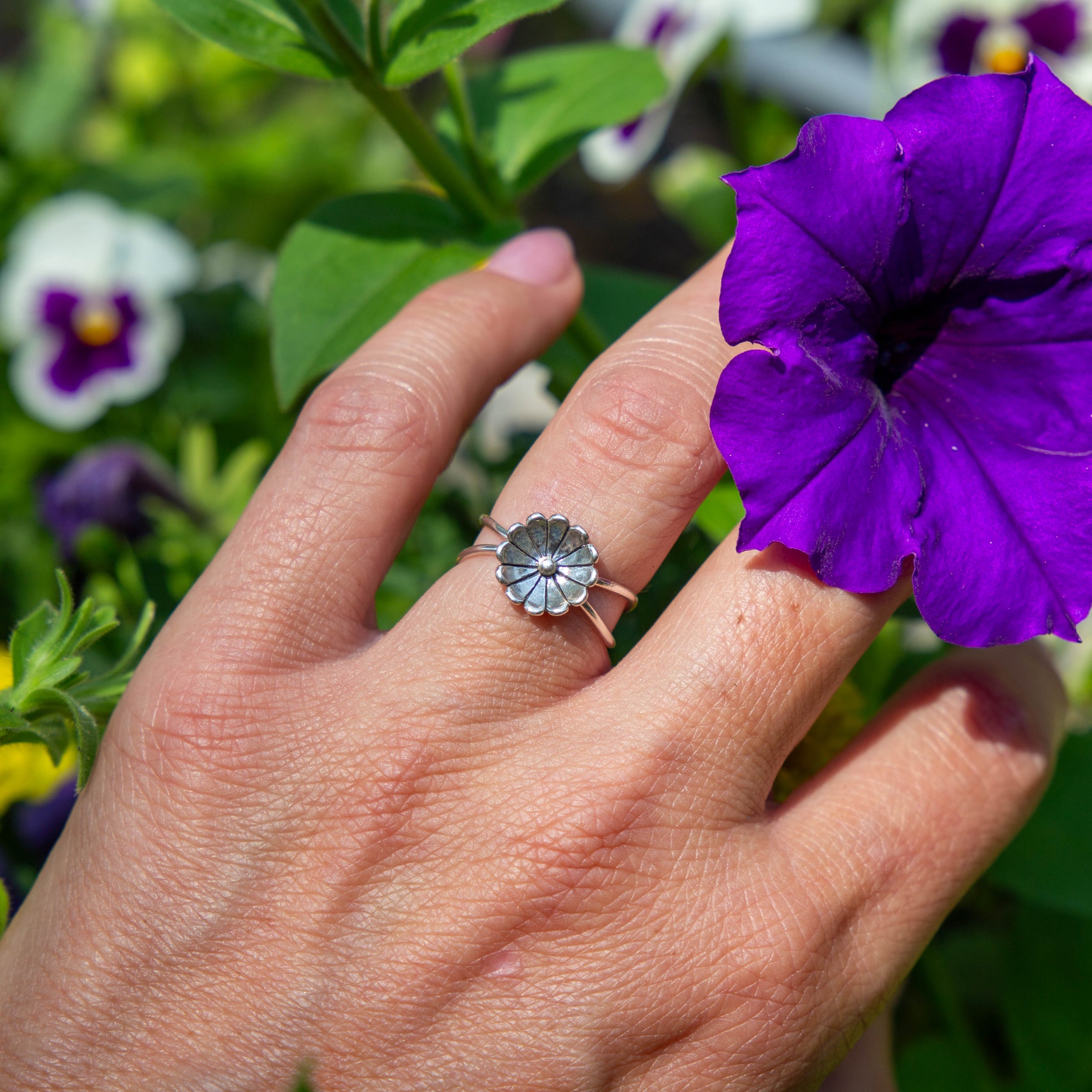5.25 Flower Casted Sterling Silver Stacking Ring (Size 5.25)