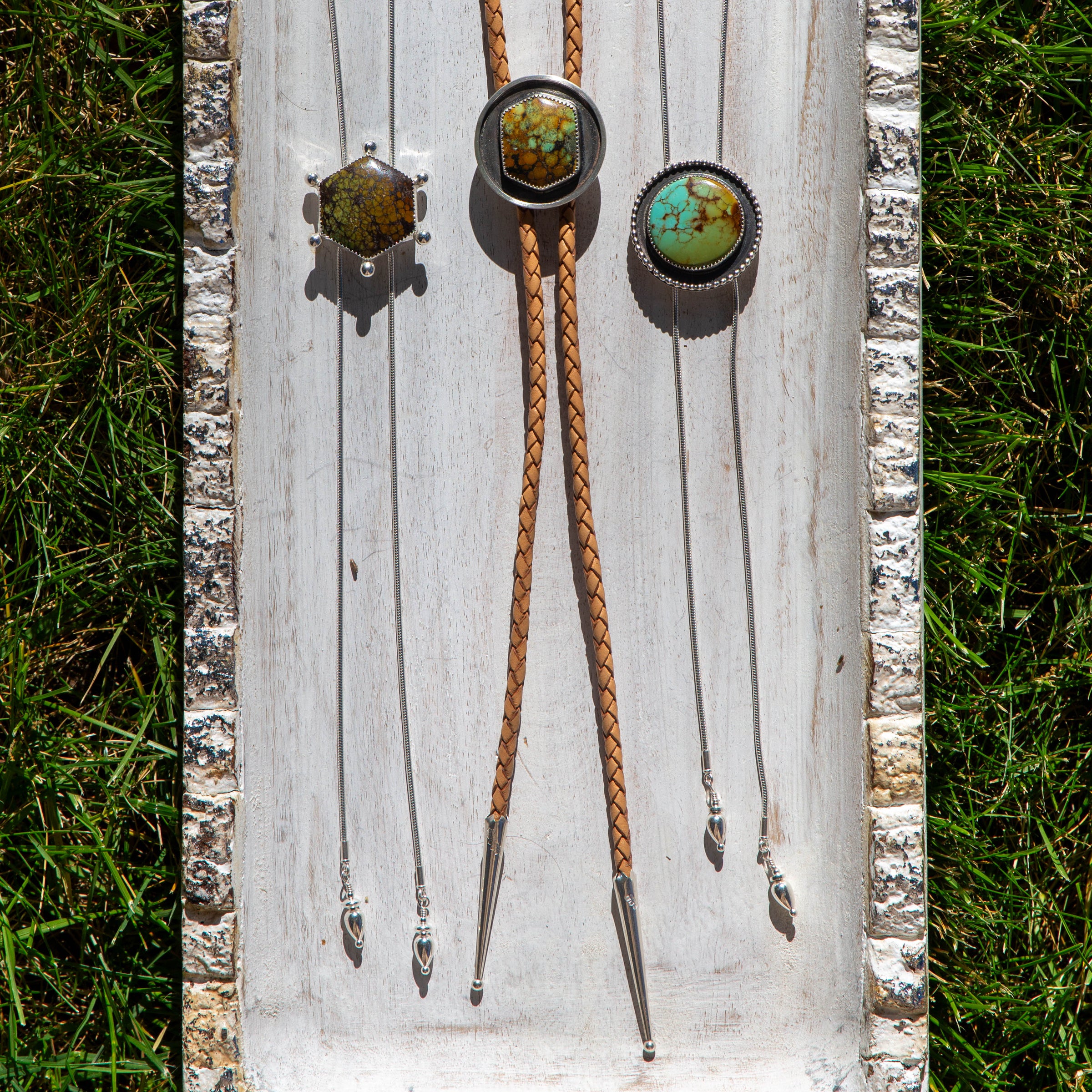 42" Hubei Turquoise Sterling Silver Shadowbox Circle Bolo