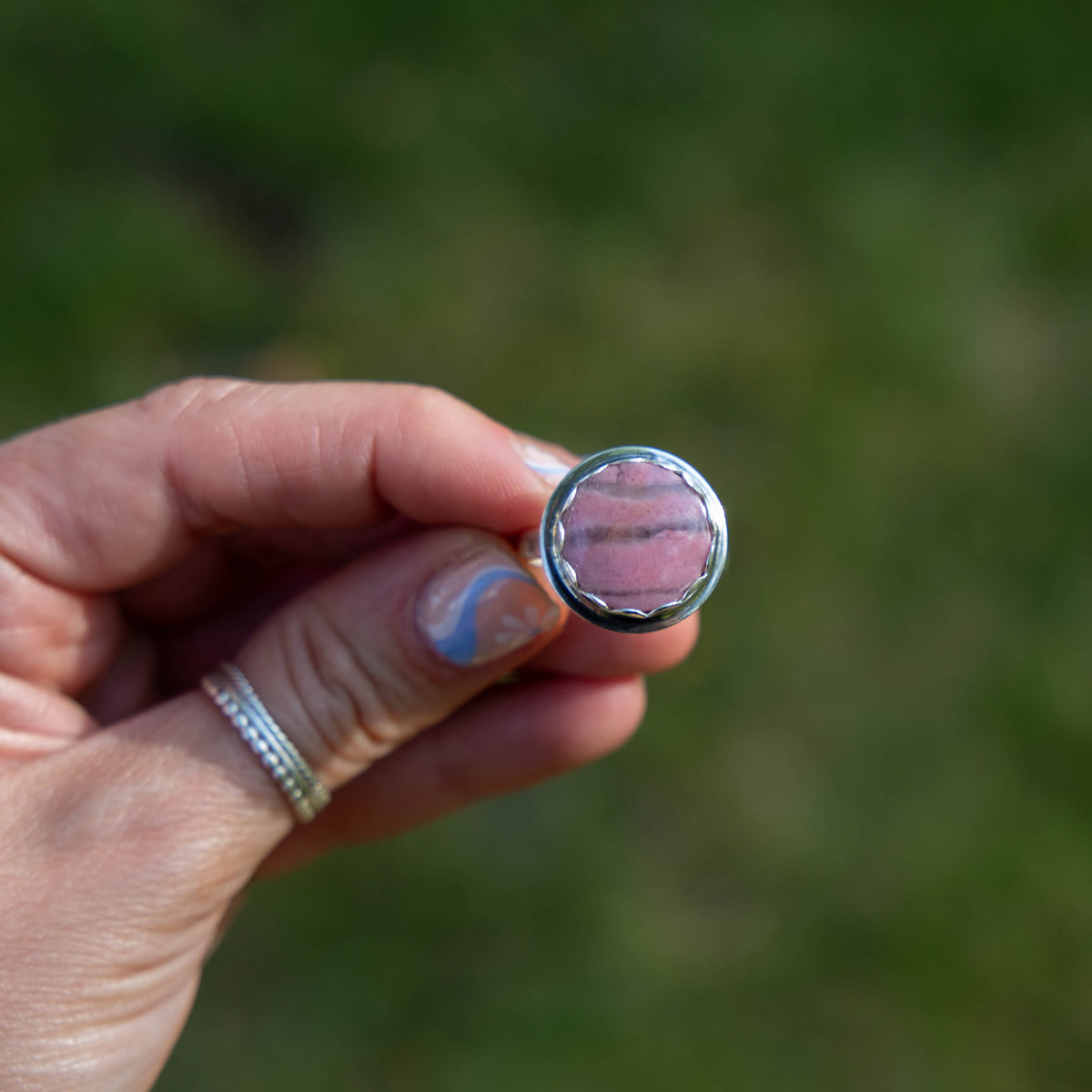 9.25 Rhodonite Sterling Silver Circle Ring (Size 9.25)