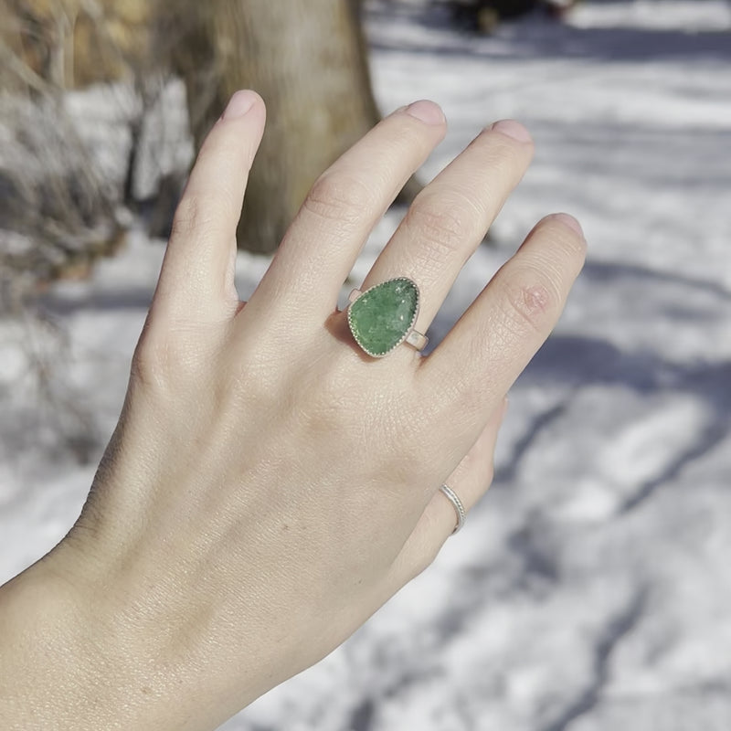 7.5 Kiwi Quartz Sterling Silver Stacking Ring (Size 7.5)